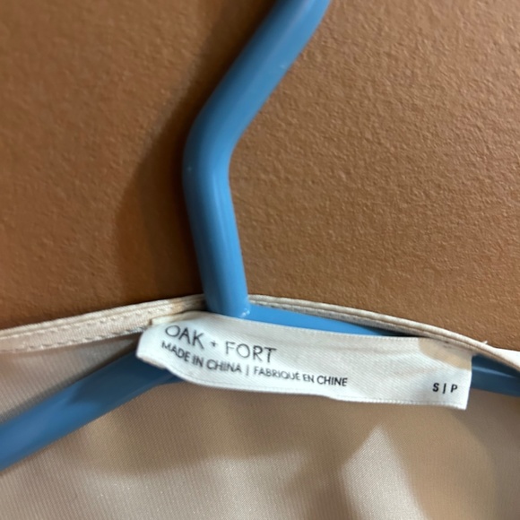 Oak and Fort wrap top - Picture 3 of 3